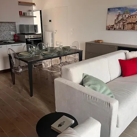 La Finestra Sul Garda Dreaming Holidays San Felice del Benaco