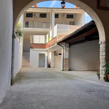 La Finestra Sul Garda Dreaming Holidays Apartment *